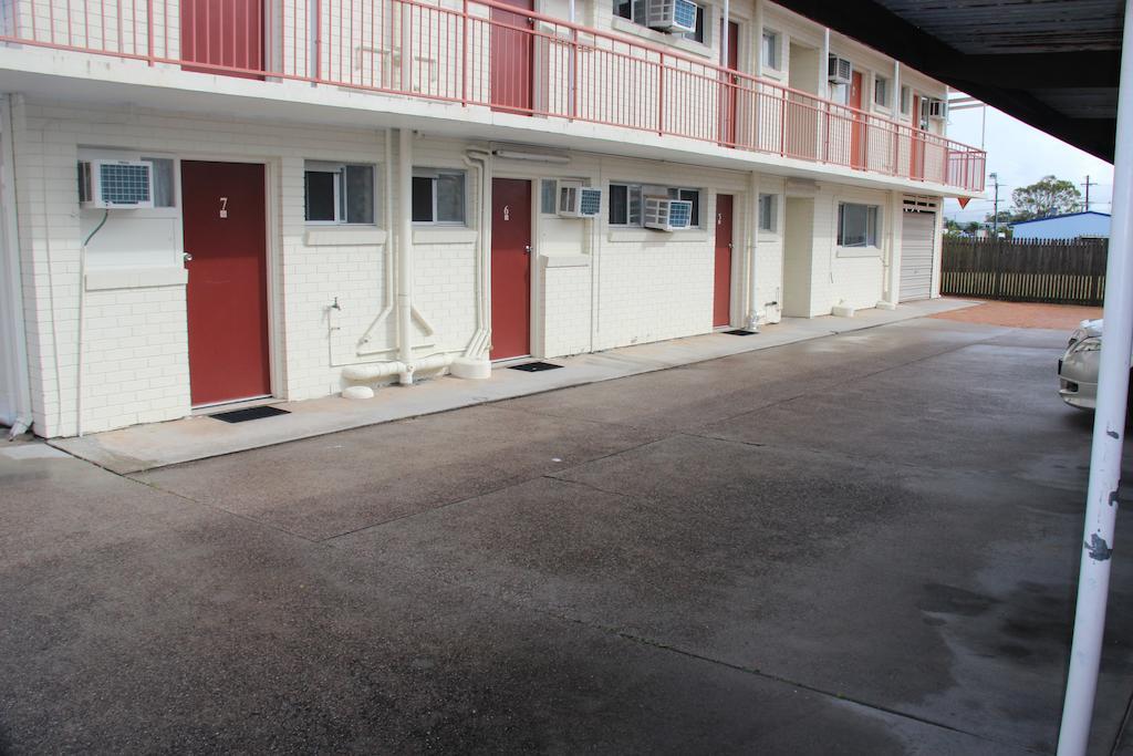 Caloundra Suncourt Motel Exterior photo