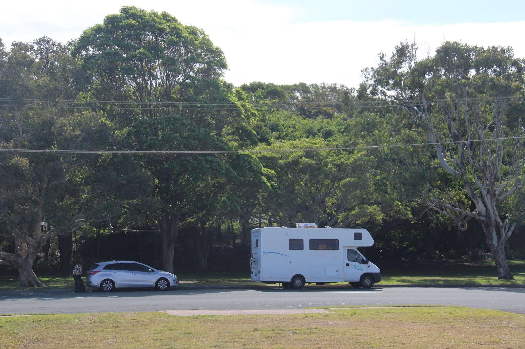 Caloundra Suncourt Motel Exterior photo